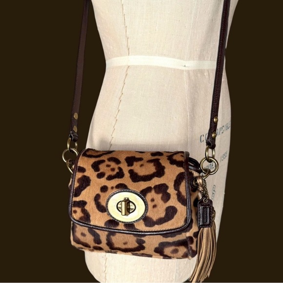 Vintage Y2K Coach Rare Ocelot Calf Hair Crossbody Turnlock Bag - Picture 8 of 8
